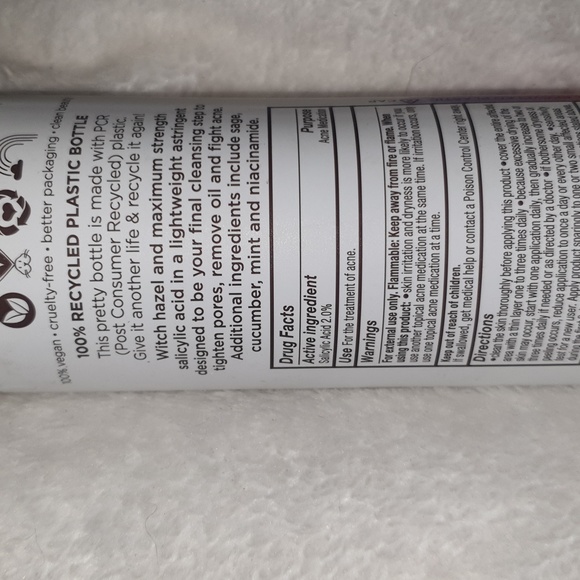Acne cleansing Astringent - Picture 2 of 2